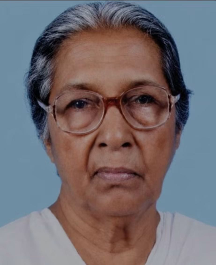 കാരാഴ്മയിൽ അന്നമ്മ ഉമ്മൻ (93) നിത്യതയിൽ.